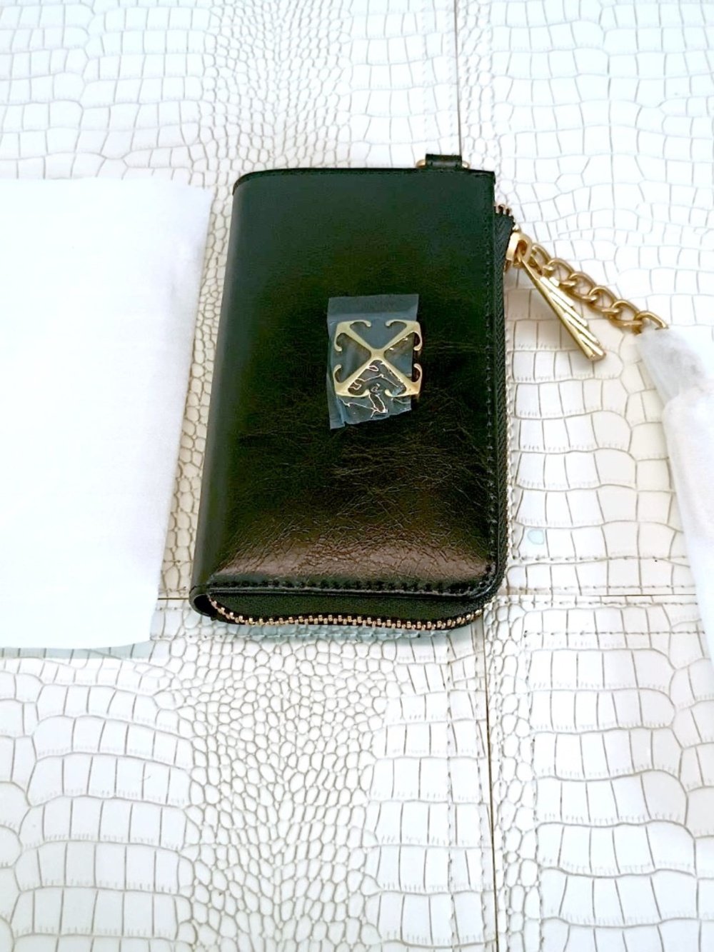 Rare (Hard to Find Brand New) Off-White Black Leather Zip Key Pouch Wallet Card - Picture 4 of 11